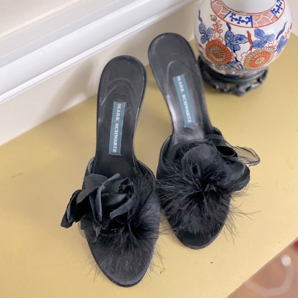 Mark Schwartz Black Toe Slides Heels